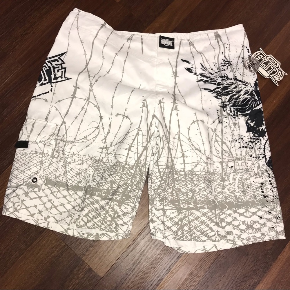 MMA Elite Shorts UFC Black White Gray Skull Trunks Fighting Gym NWT
